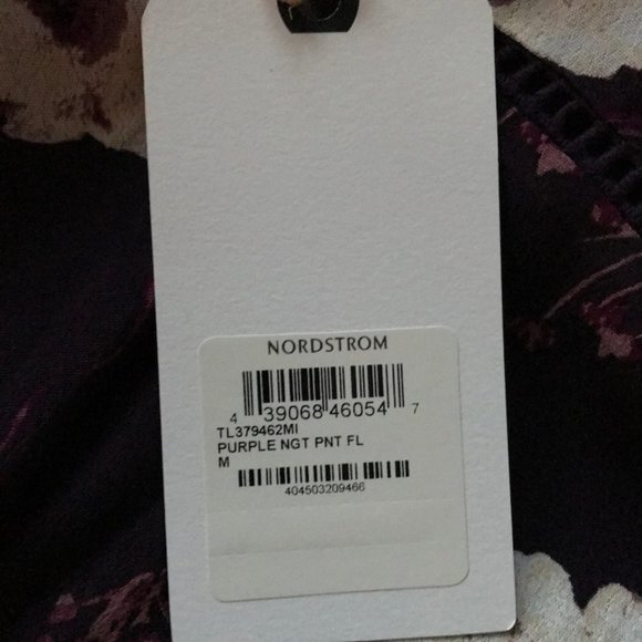 Leith Ruffle Crop Top - Picture 4 of 5